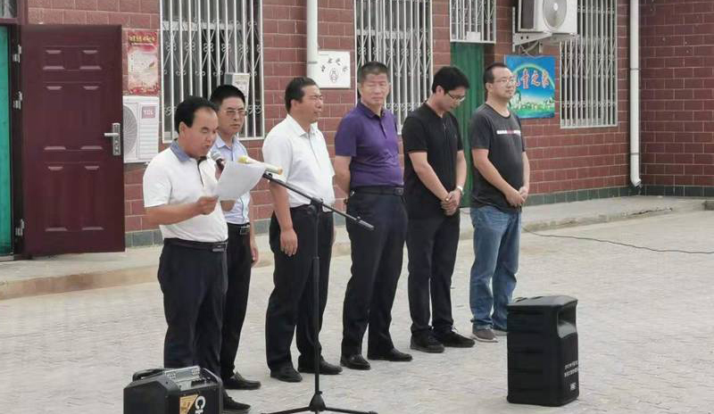 寧夏回族自治區(qū)吳忠市同心縣農(nóng)業(yè)局展會，愛麗潔農(nóng)村廁所改造產(chǎn)品備受歡迎！